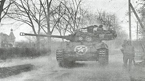 El cazacarros M18 Hellcat era más apropiado para luchar contra los tanques pesados alemanes (US Army)