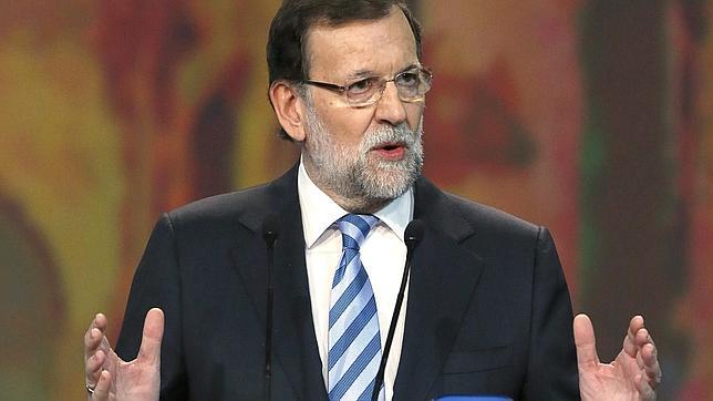 Rajoy: «Algunos confunden la política con el sermón de la montaña»