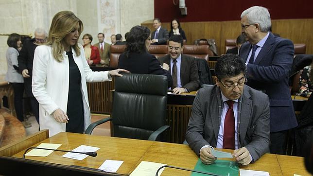 Comienza el Consejo de Gobierno que convocará las elecciones en Andalucía