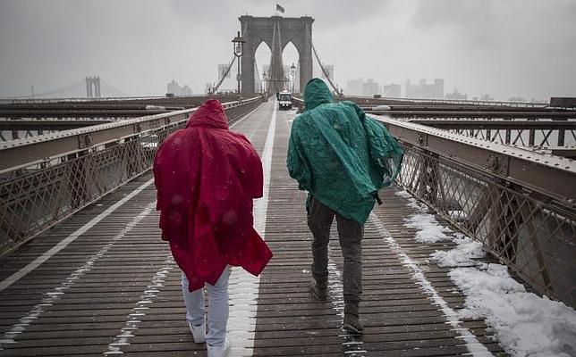 Nueva York se prepara para una tormenta de nieve histórica