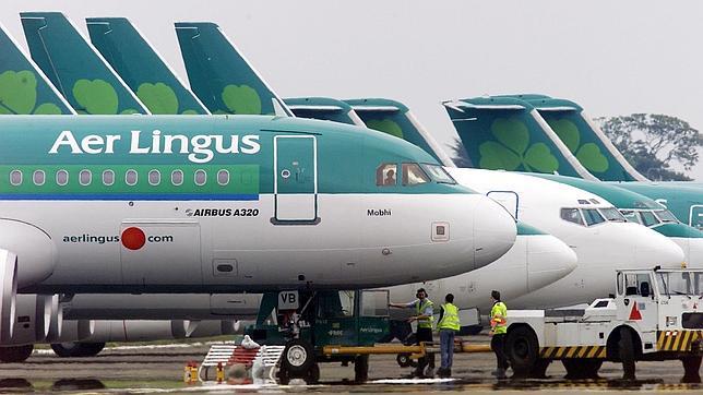 Aviones de Aer Lingus en el aeropuerto de Dublín