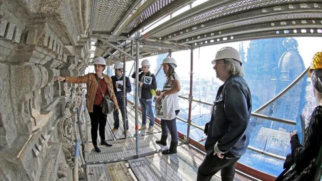 Durante 2014 se realizaron visitas turísticas a las obras de las torres de la catedral de Santiago
