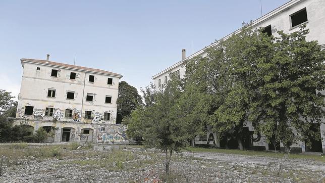 Los cuarteles de Campamento: 26 años de un proyecto fracasado