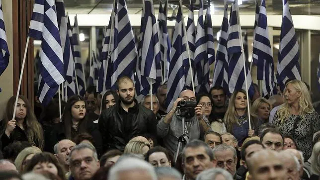 El líder de Amanecer Dorado se felicita del resultado en las elecciones griegas... desde prisión