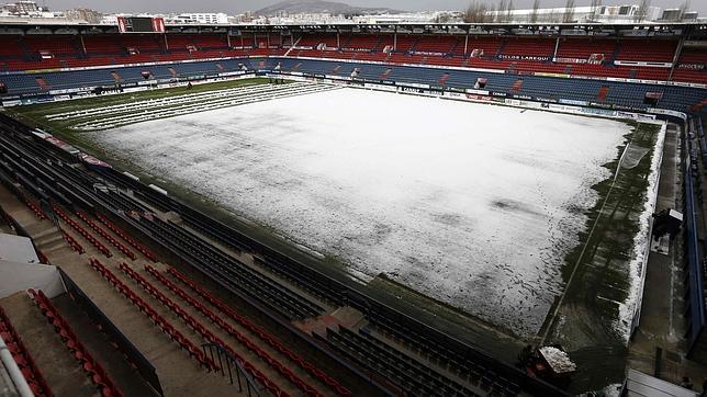 Suspendido el Osasuna-Zaragoza por la nieve