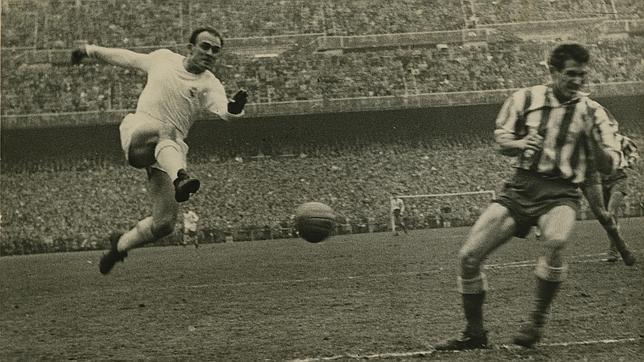 Di Stéfano, con el Real Madrid
