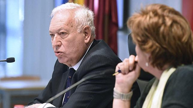 Margallo estudia recurrir las nuevas «embajadas» catalanas en Roma y Viena