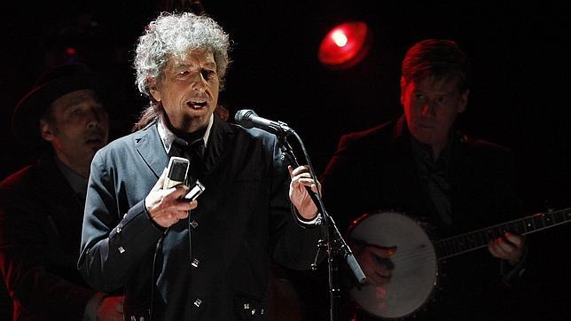 Bob Dylan recibe hoy el título de «persona del año» en un homenaje previo a la entrega de los Grammy