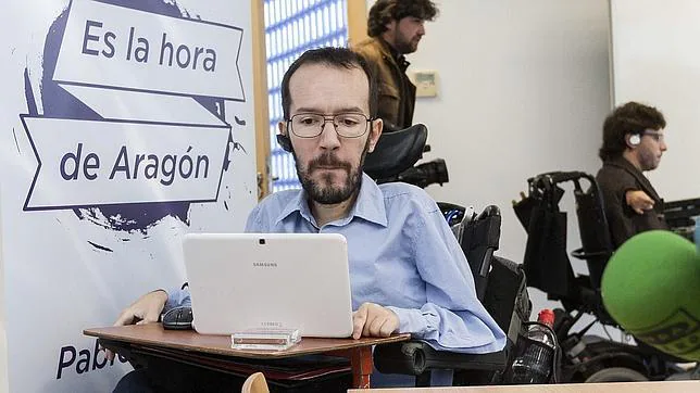 Pablo Echenique, investigador del CSIC, lidera la marca «Es la hora de Aragón» para Podemos en esta autonomía