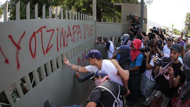 Los forenses argentinos dudan de la versión oficial de la matanza de Guerrero