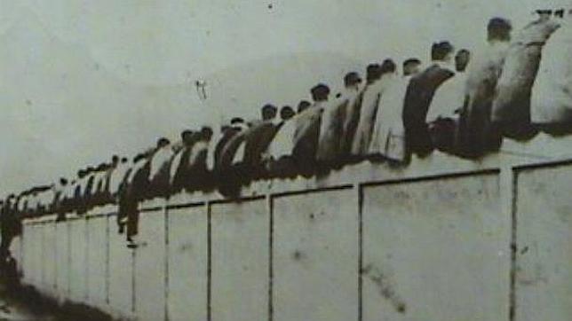 Los culés del campo de la calle Industria de Barcelona