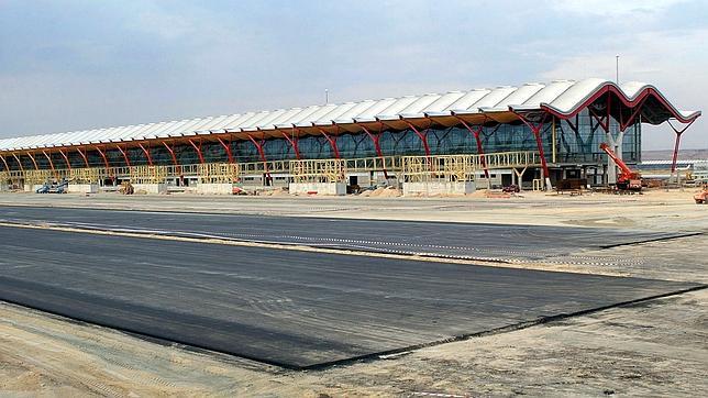 Obras de construcción de la terminal 4 del aeropuerto Adolfo Suárez Madrid-Barajas