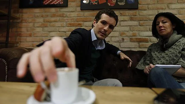 Un café con Pablo Casado Blanco, portavoz del PP en la campaña electoral
