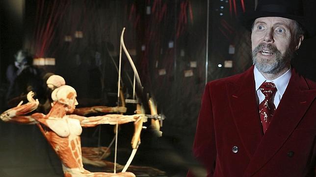 El polémico Gunter von Hagens abre su museo de cadáveres «plastinados» en Berlín