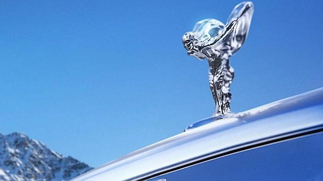 Rolls-Royce también lanzará un SUV