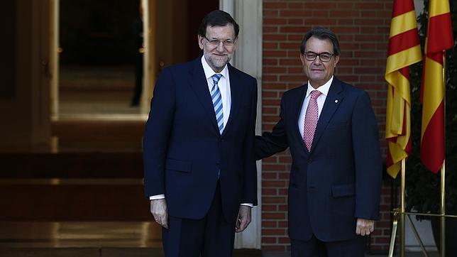 Rajoy y Mas se ven por primera vez desde el adelanto electoral en Cataluña