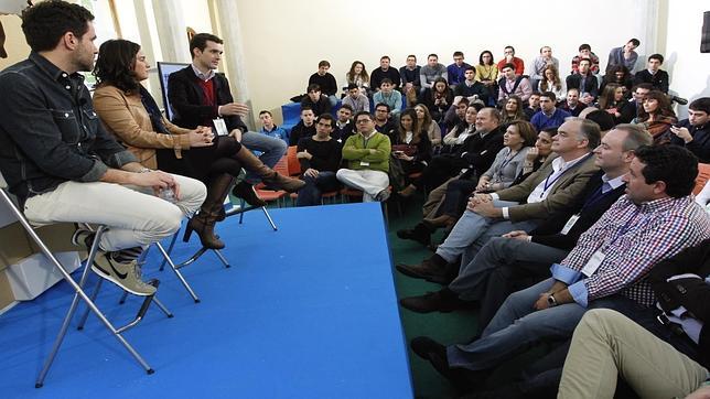 Gonzaléz Pons: «Si elegimos un gobierno como el griego, acabaremos como los griegos»