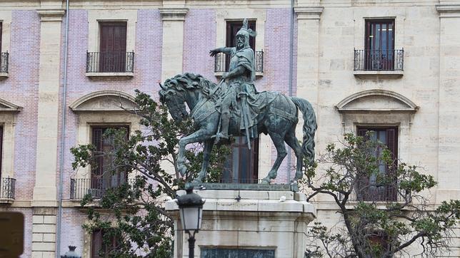 Una casa de 300 metros con capilla en la sede del TSJ valenciano