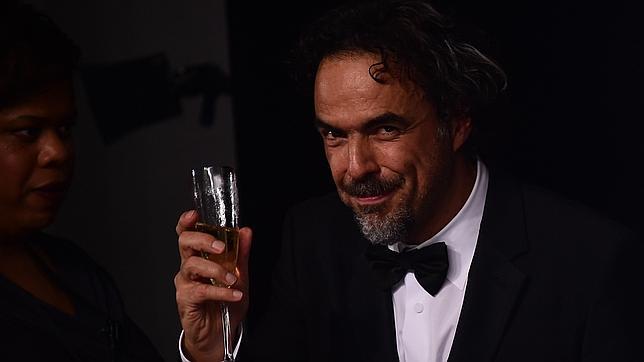 «Birdman», mejor película; Iñárritu toca el cielo de Hollywood