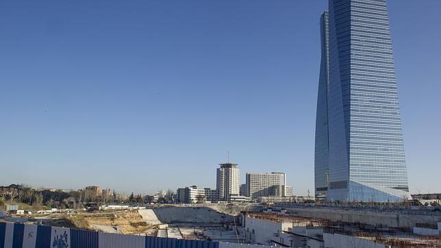 El Ayuntamiento saca a concurso la parcela de las Cuatro Torres por 75 años