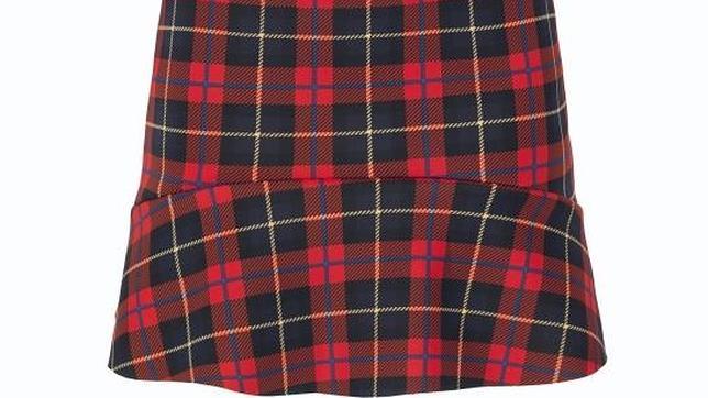 La falda de cuadros escocesa se puso de nuevo de moda en 2013 y costaba 22,95 euros