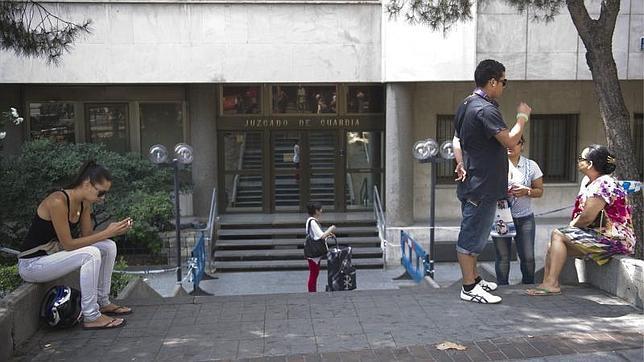 Acceso al Juzgado de Guardia de Plaza Castilla