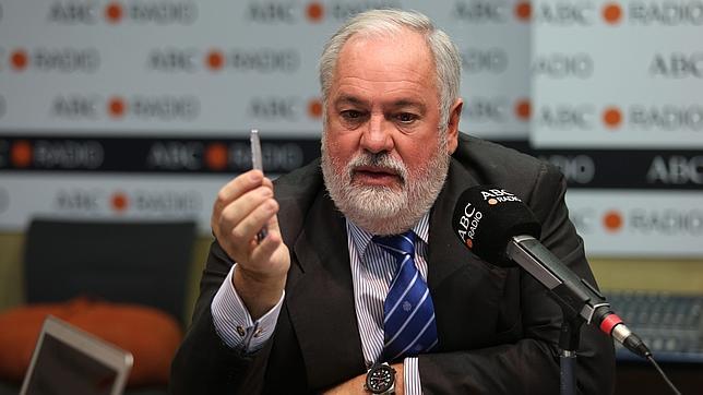 Arias Cañete admite que España cumplirá con Kioto I por la compra de derechos de emisión de CO2