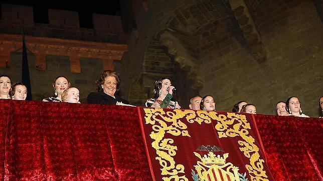 La Fallera Mayor de Valencia da por zanjada la polémica de «el caloret» de Rita Barberá