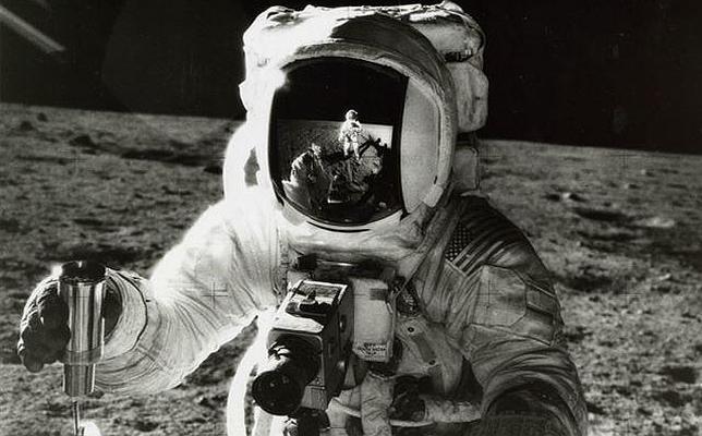 La NASA subasta fotografías inéditas y «vintage» de sus primeros viajes espaciales