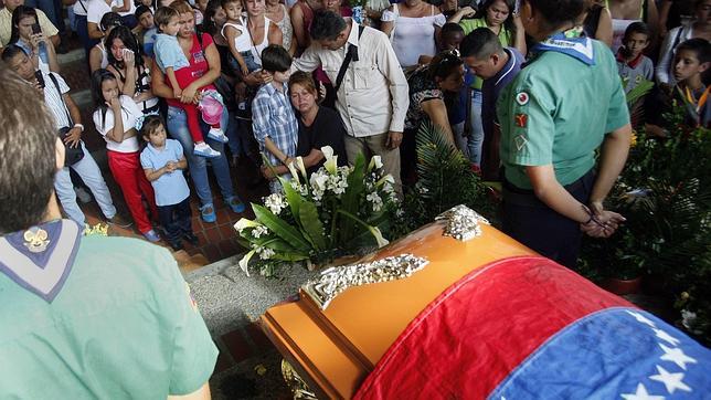 Opositores venezolanos reclaman en una nueva protesta la «intercesión» del Papa