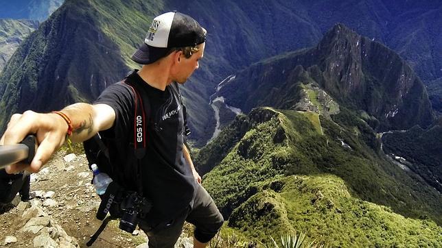 Un joven montañero sobrevive tras una caída de 500 metros al hacerse un selfie