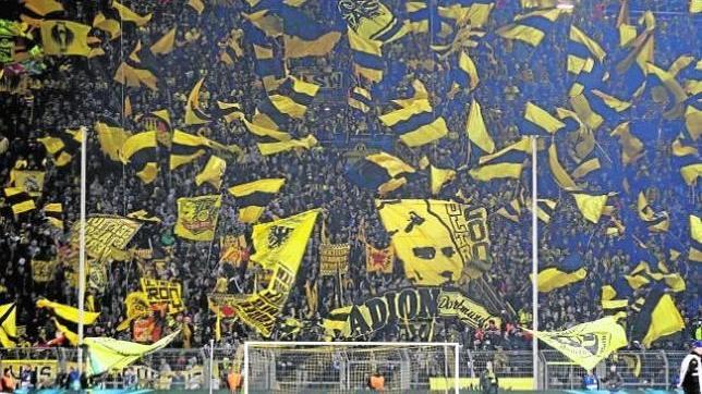 Cierran el estadio del Dortmund tras hallar una bombra de la II Guerra Mundial