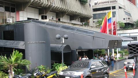 Fachada del Centro Internacional Miranda