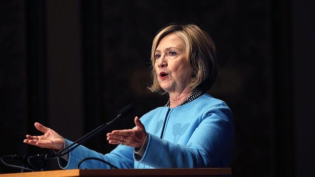 Hillary Clinton, acusada de utilizar su correo personal para asuntos diplomáticos