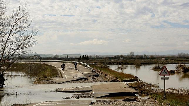 Los efectos de la riada del Ebro, en imágenes