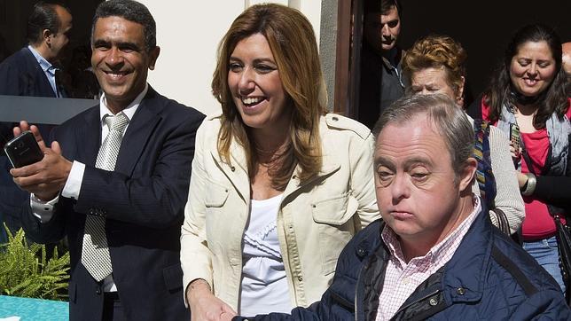 Susana Díaz: «El PSOE ganará ampliamente para acabar la tarea»