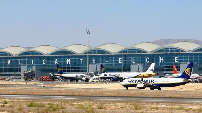 El Aeropuerto de Alicante - Elche tendrá vuelos a Burgos una vez por semana