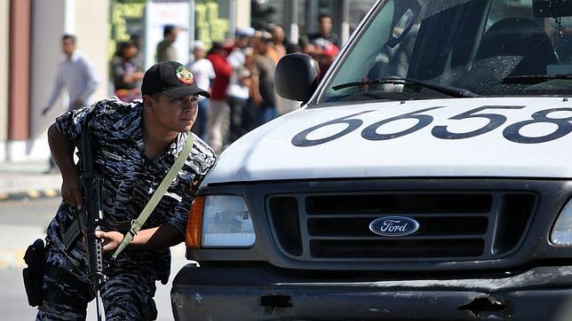 ¿Por qué México quiere que los agentes de seguridad extranjeros también lleven armas?