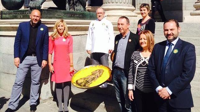 #PaellaEmoji ya es TT nacional mientras la campaña llega al Congreso