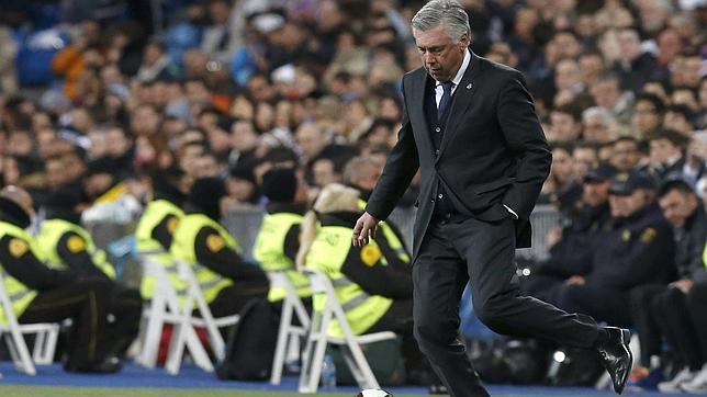 Ancelotti: «Para el clásico solo tengo una duda en la portería»