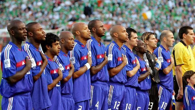 El respeto al himno en otros países