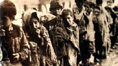 Una imagen histórica de los niños armenios desplazados