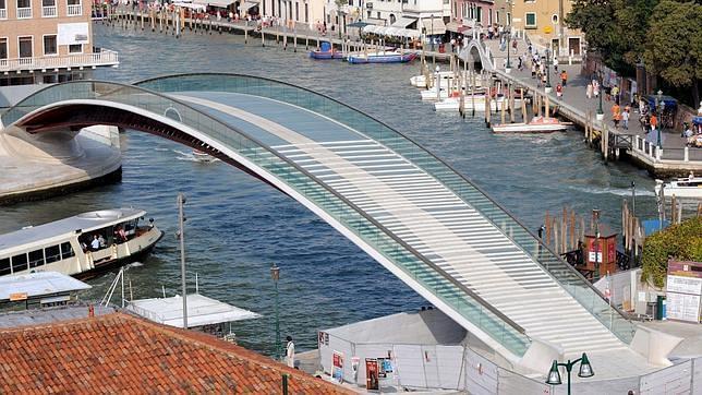 Absuelven a Calatrava por los sobrecostes de su puente de Venecia