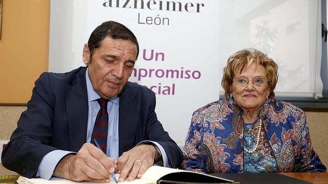 Sanidad y Alzheimer León impulsarán la donación de cerebros para investigar la enfermedad