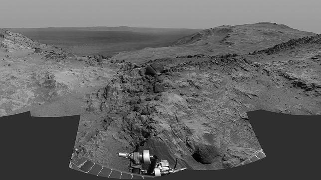 La cámara del Opportunity fotografía el Valle Maratón desde el cráter Endeavour