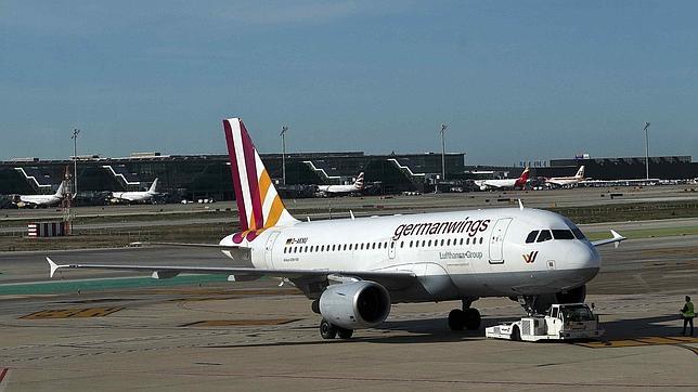 Germanwings asegura que no recibió ningún parte de baja de Lubitz