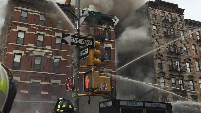 Una explosión derrumba un edificio en el East Village de Nueva York