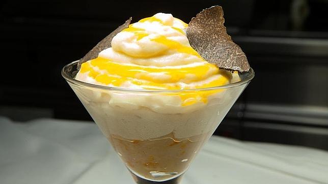 Garbanzos del cocido, repollo y yema trufada