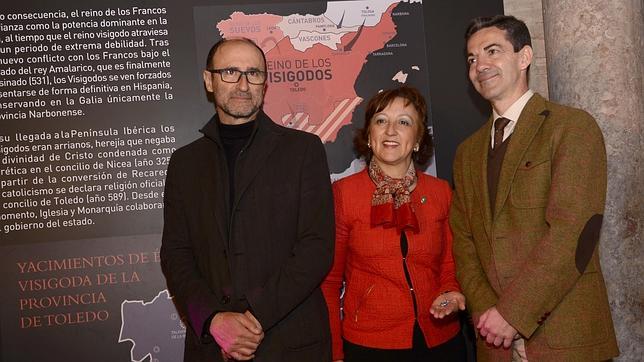 La alcaldesa de Guadamur encuentra una piedra preciosa del tesoro de Guarrazar