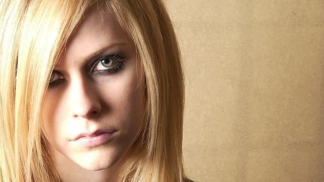Avril Lavigne confiesa que ha padecido la enfermedad de Lyme